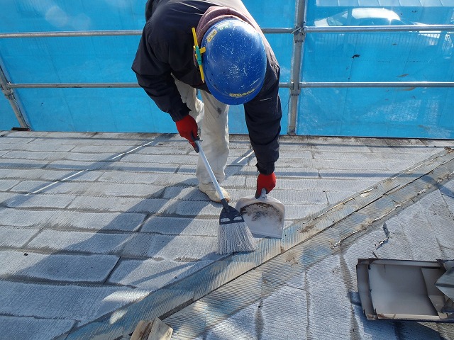 貫板撤去後の清掃